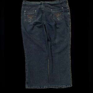 Reworked women’s jeans with designs